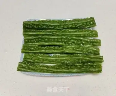 Make A cold, bitter melon step 1