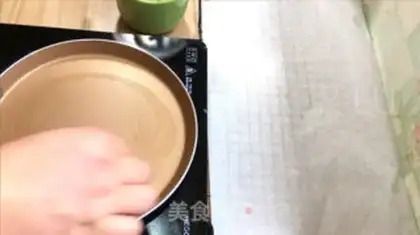 Make Tea and cream rolls step 9