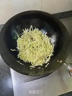 Make Beef fried noodles step 5