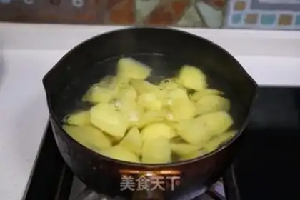 Make Baked potatoes step 2