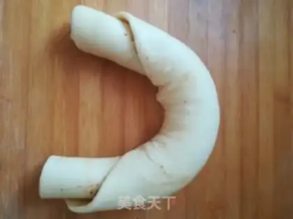 Make Barbecue rolls step 3