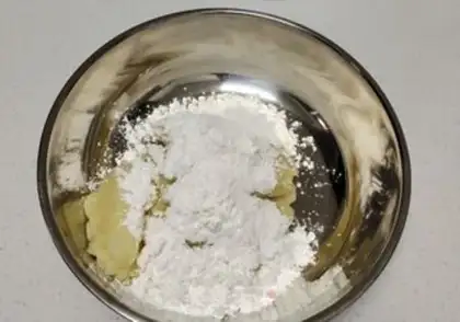 Make Cracked potato ball step 3