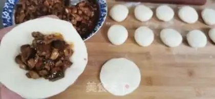Make Sausage bun step 14