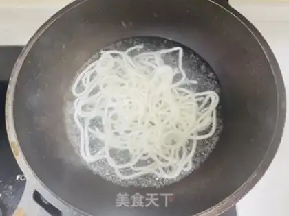 Make Spicy oatmeal step 1