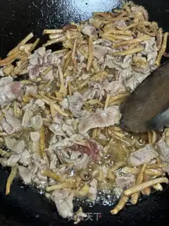 Make White radish dry squid rice step 5