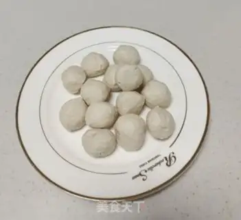 Make Chickenballs with red pepper step 2