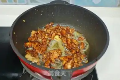 Make Long bean horn noodles step 3