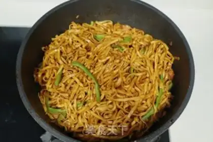 Make Long bean horn noodles step 8