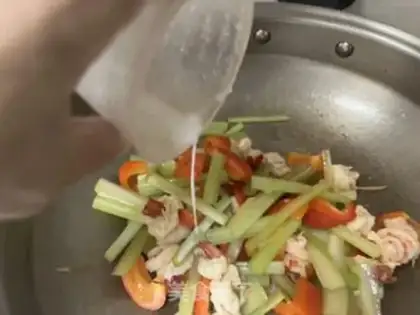 Make Red shrimp step 19