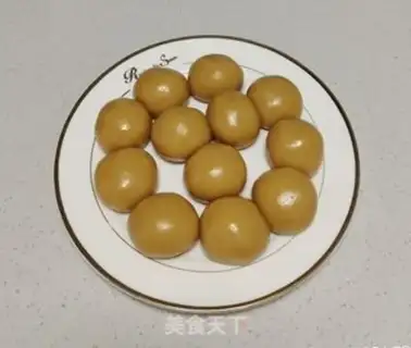 Make Mid-Autumn Bean Mooncake step 6