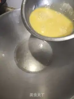 Make Onion egg fried tara fan step 4