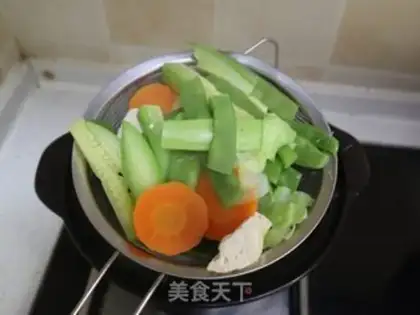Make Guizhou sauerkraut step 3