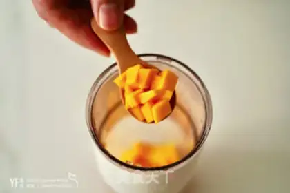 Make Mango coconut ice powder step 5