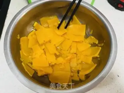 Make Pumpkin buns step 1