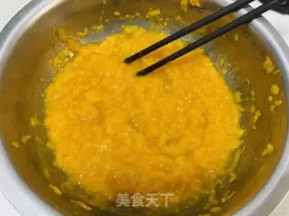 Make Pumpkin buns step 2