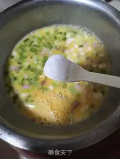 Make Onion fried eggs step 3