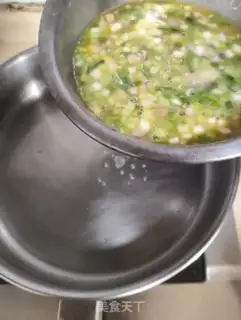 Make Onion fried eggs step 4
