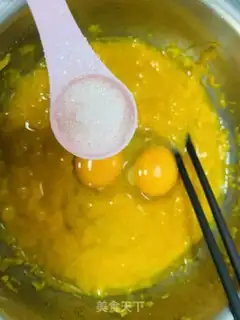 Make Pumpkin buns step 4