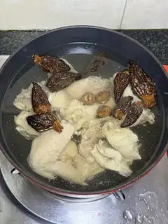 Make Feastless chicken soup from the sheep