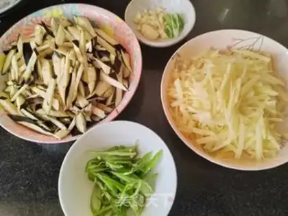 Make Potato cheese and peppers step 0