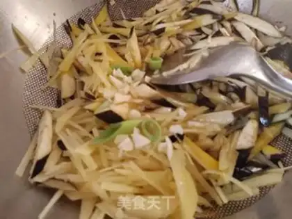 Make Potato cheese and peppers step 2