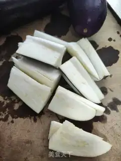 Make Five flowers and eggplants step 1