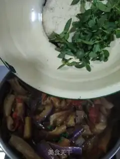 Make Five flowers and eggplants step 5