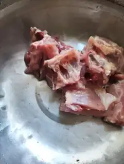 Make Chicken bone soup for Chestnut step 2