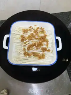 Make Garlic fans step 9