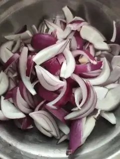 Make Onion fried eggs step 0