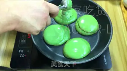 Make Tea and cream muffins step 12
