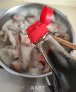 Make Carrot pig hand step 3