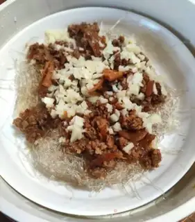 Make A meat sauce taro fan step 6