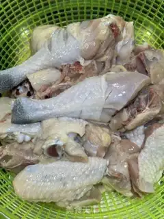 Make Deer mushroom chicken step 1