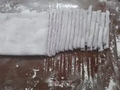 Make The purple blue-handed noodles step 4