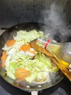 Make Simple Korean fried rice cake step 5