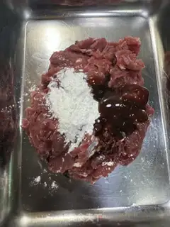 Make Beef shrimp rollers step 2