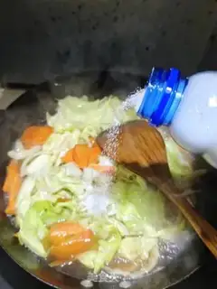 Make Simple Korean fried rice cake step 6