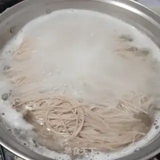 Make Tomato eggnog noodles step 13