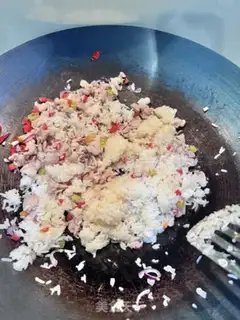 Make Pippie chicken fried rice step 6