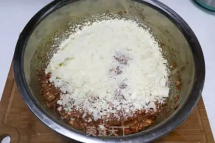Make Homemade porkballs step 3