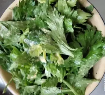 Make Celery leaves step 1