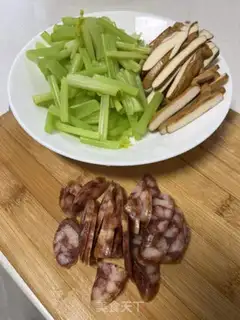 Make Cream bean fried sausage step 2