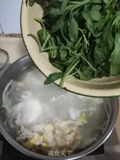 Make Oscillated egg noodles step 4