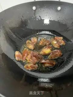Make Cream bean fried sausage step 4