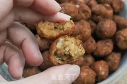 Make Homemade porkballs step 7