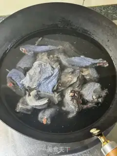 Make A chicken soup for the beetle step 0