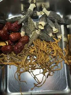 Make A chicken soup for the beetle step 1