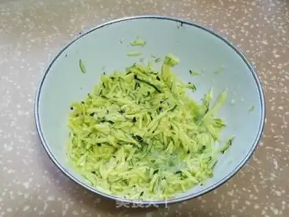 Make Pumpkin pickles step 1
