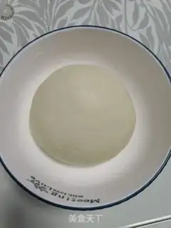 Make Doudou rolls step 0